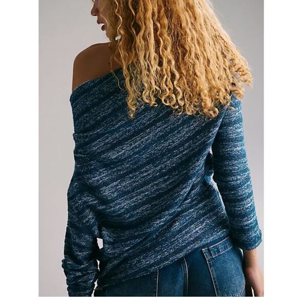 Free People Free-Est Ava Pullover Sailor Blue NWOT - Picture 3 of 8